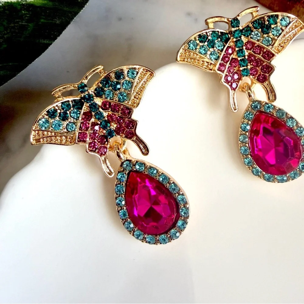 2/$30🌵 Vintage Style Butterfly Moth Teal Pink Rhinestone Earrings Ornate Gift